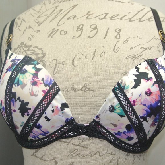 32D Very Sexy Victoria's Secret Push Up Padding Nylon Floral Mesh 32 D - Picture 1 of 16